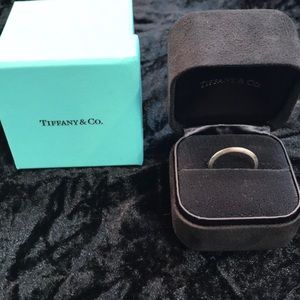 Authentic Tiffany classic platinum wedding band